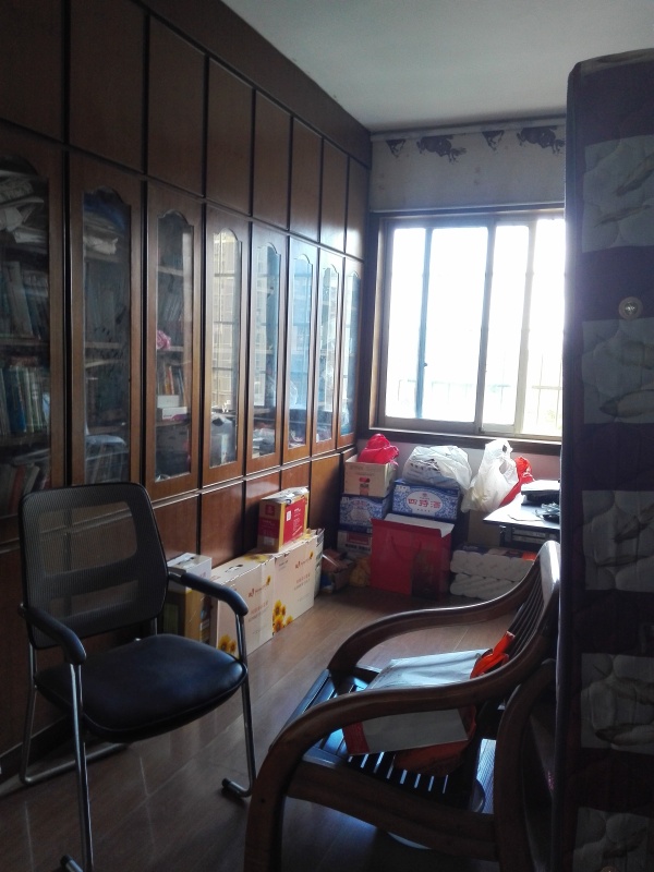 龍祥小區(qū)1600元_2