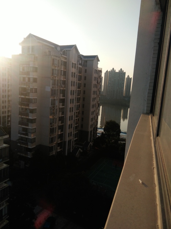 濱江明珠125萬_2