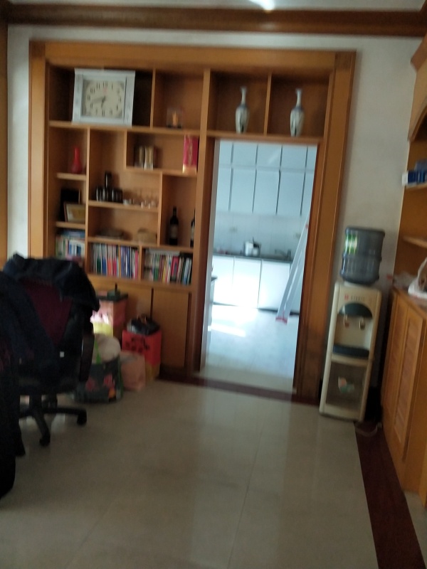 廣播電視局附近75萬_9