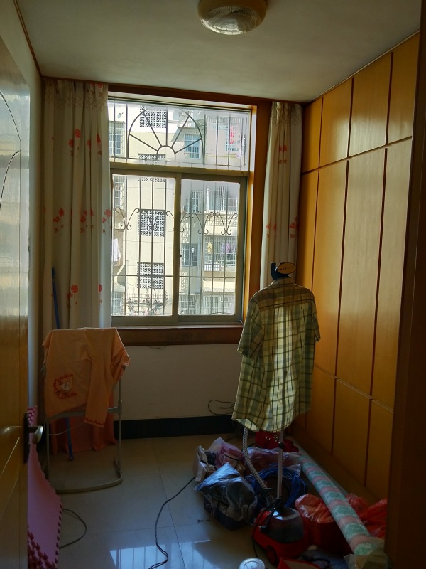 廣播電視局附近75萬_6