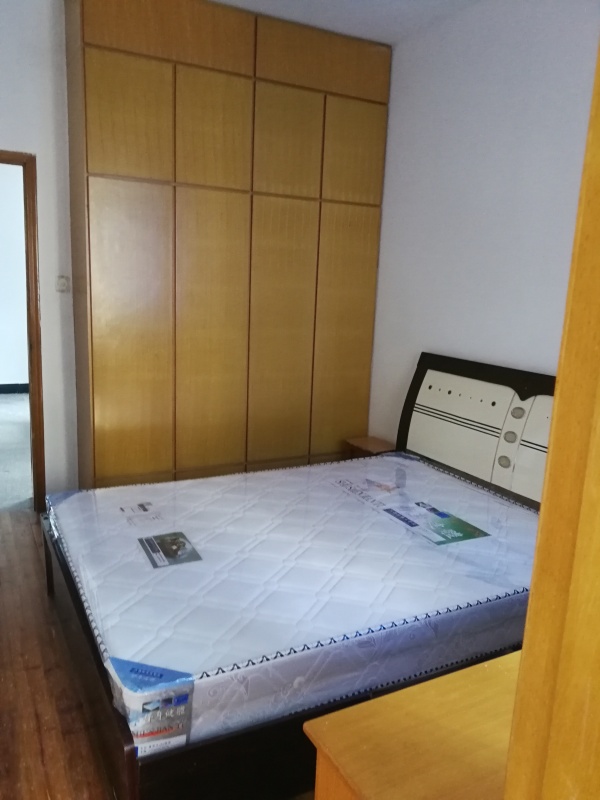 鐵路新村1300元_2