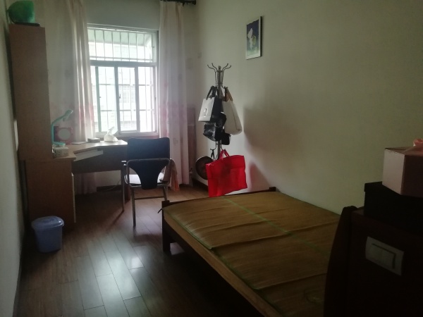 新建村70萬(wàn)_8